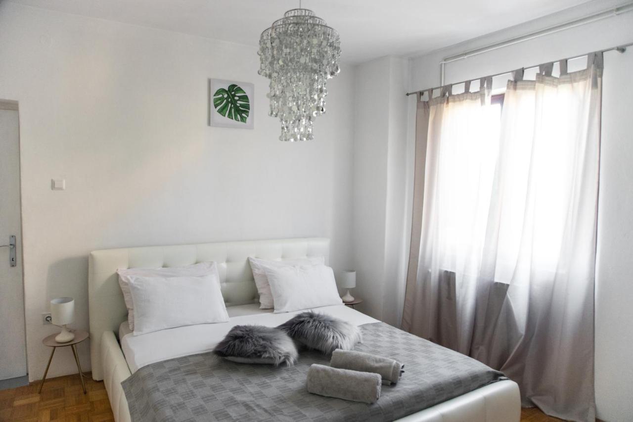 로비니 Casa Tosic 아파트 외부 사진