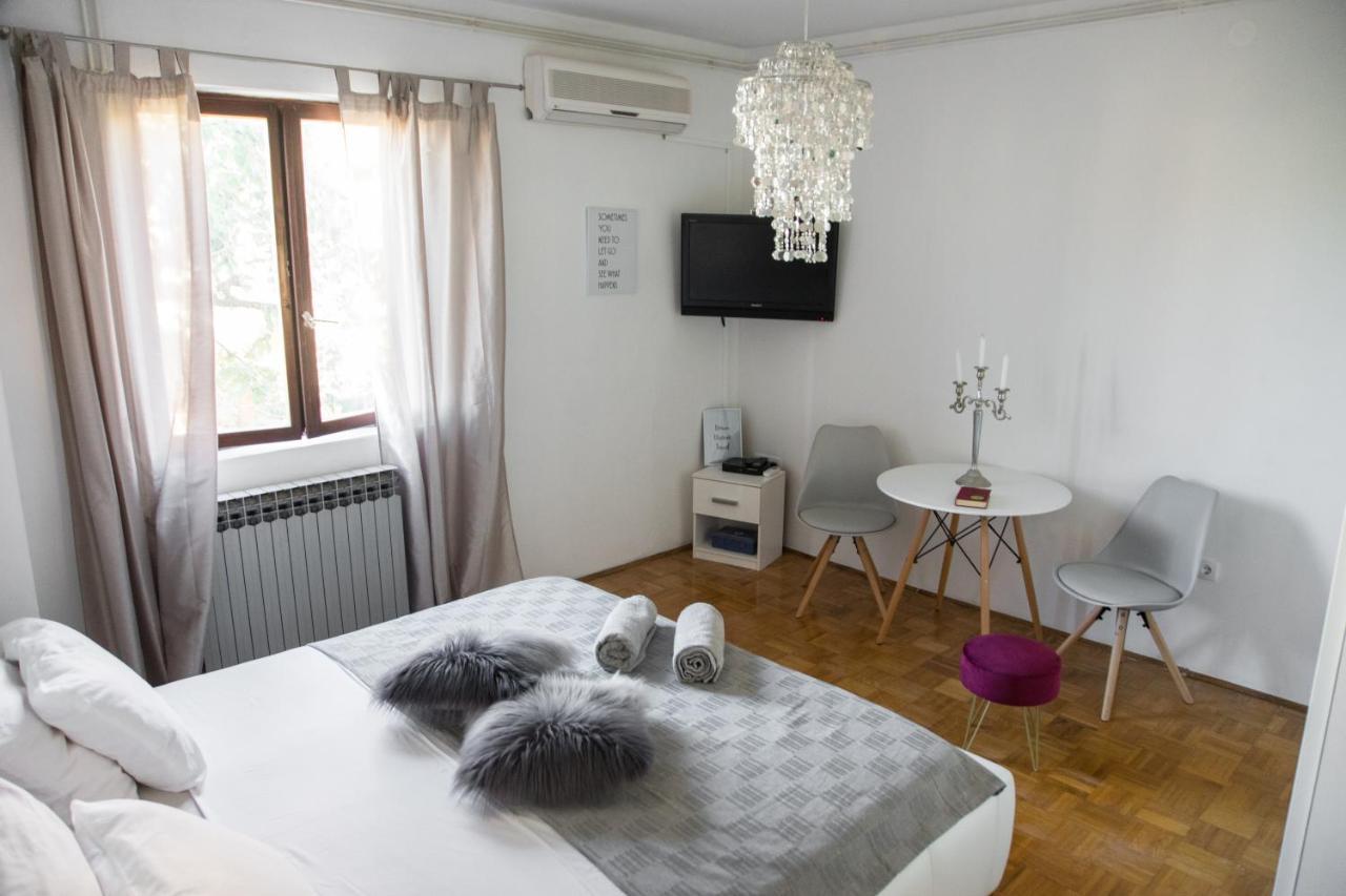 로비니 Casa Tosic 아파트 외부 사진