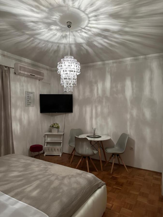 로비니 Casa Tosic 아파트 외부 사진